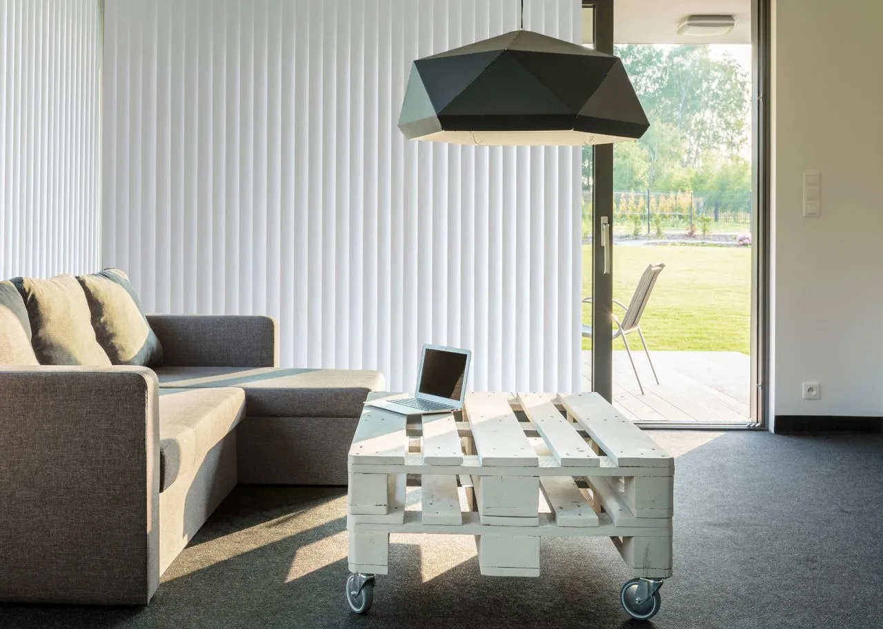 Скидка 10% на вертикальные жалюзи Блэкаут