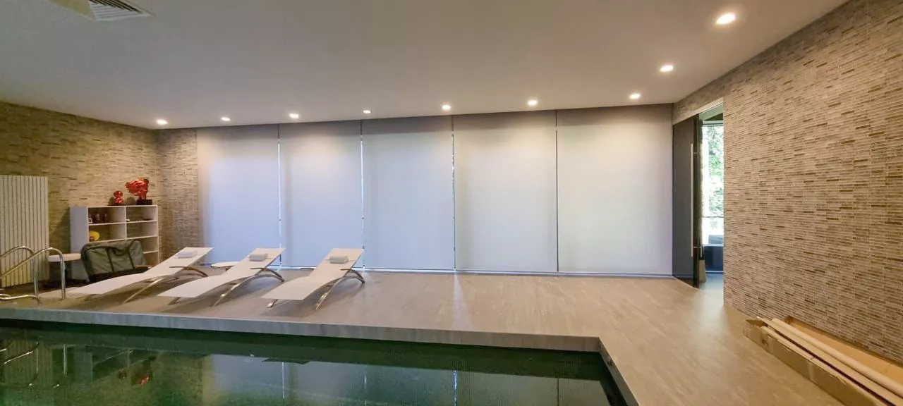 pool2.jpg